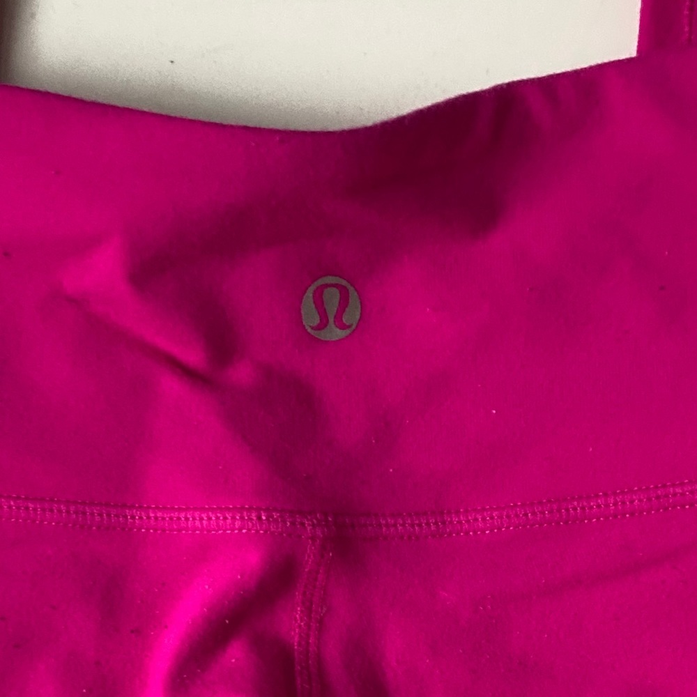 Lululemon leggings size 4 bubblegum pink